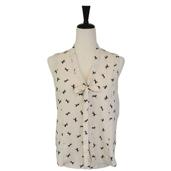 Chloe K Cream Horse Patterned V-neck With Tie Sleeveless Blouse Size S - Picture 1 of 8